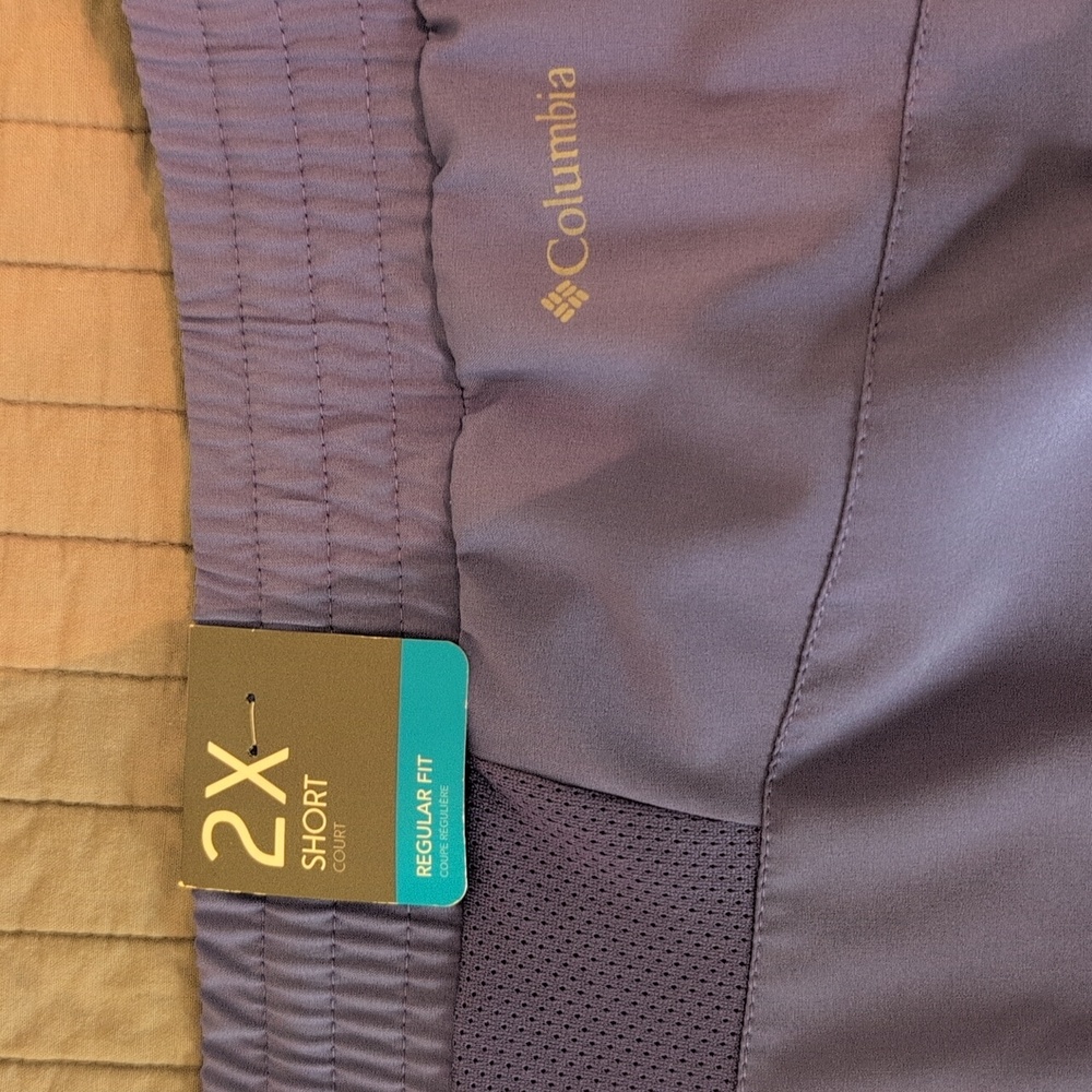 Columbia purple shorts - Picture 4 of 12